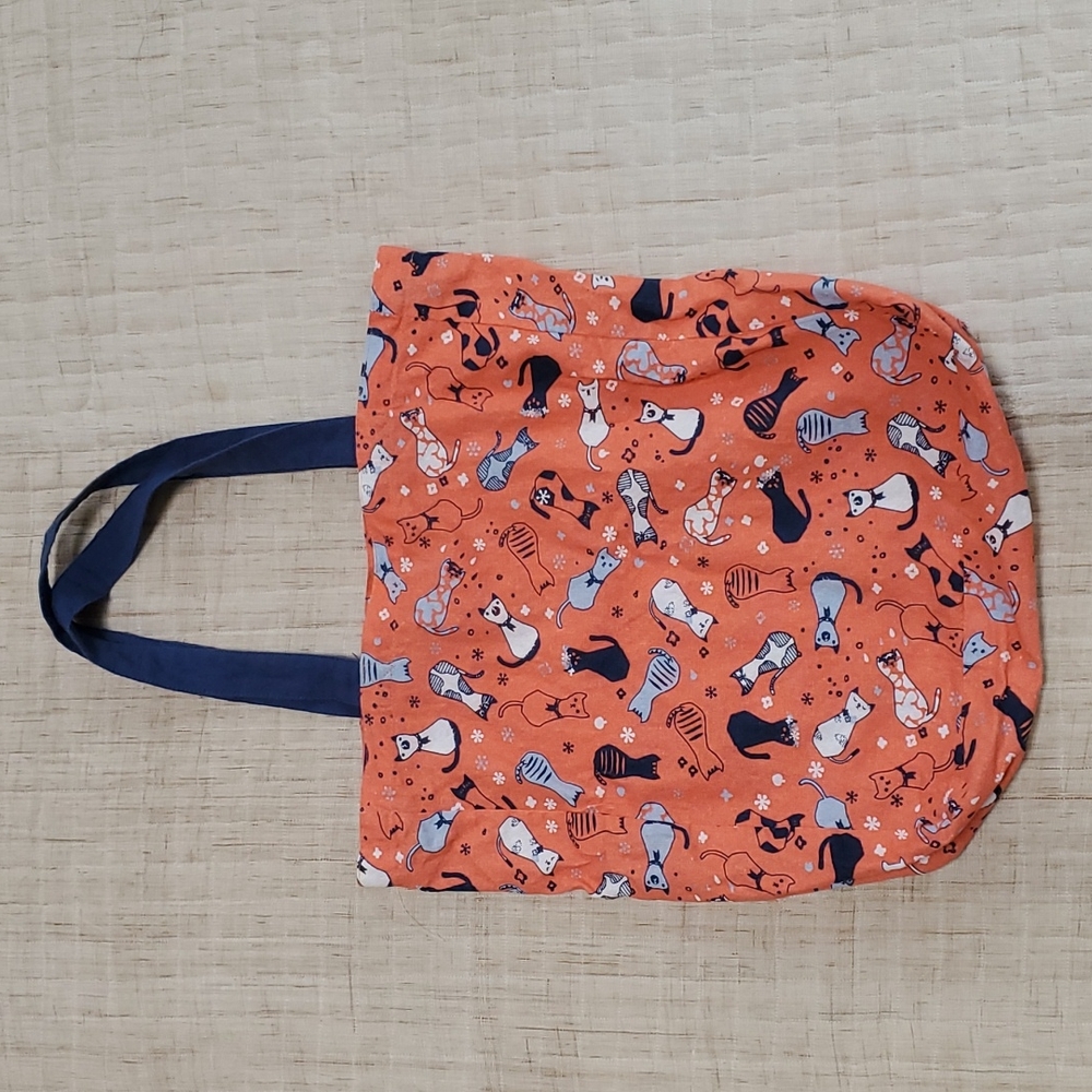 Cat Lover's Fabric Zip-Top Tote, Great Condition